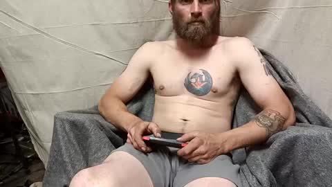 Snapshot of redheadlover828 chatting on February 12, 6:40 pm Kevin online show from February 12, 6:40 pm