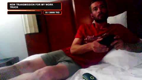 Snapshot of redheadlover828 chatting on December 26, 4:04 pm Kevin online show from December 26, 4:04 pm