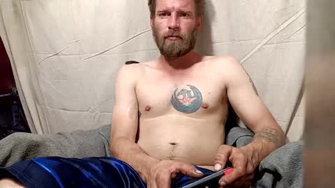 Snapshot of redheadlover828 chatting on February 1, 9:19 pm Kevin online show from February 1, 9:19 pm