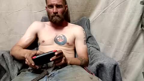 Snapshot of redheadlover828 chatting on February 15, 2:37 am Kevin online show from February 15, 2:37 am