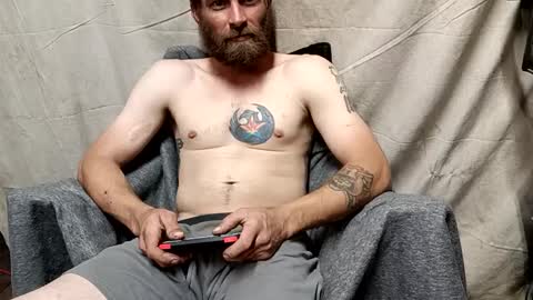 Snapshot of redheadlover828 chatting on February 14, 12:25 pm Kevin online show from February 14, 12:25 pm