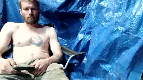 Snapshot of redheadlover828 chatting on January 9, 7:42 am Kevin online show from January 9, 7:42 am