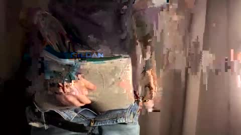 Snapshot of redman8551 chatting on January 19, 8:41 pm redman8551 online show from January 19, 8:41 pm