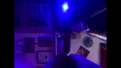 Snapshot of reeferleefer chatting on October 5, 10:08 am Lee online show from October 5, 10:08 am