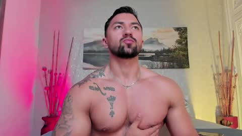 Snapshot of regan_pearson chatting on February 17, 3:47 am Regan online show from February 17, 3:47 am