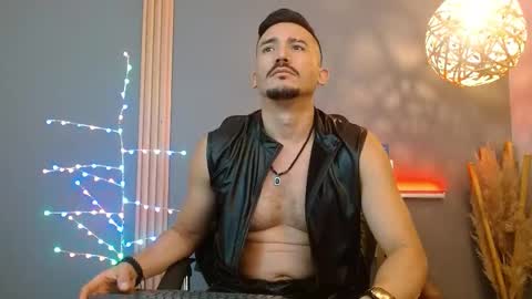   REIKO  online show from February 12, 6:14 pm