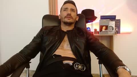   REIKO  online show from November 13, 6:23 pm