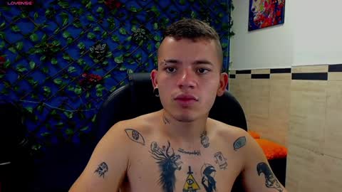 R E N E  online show from January 14, 3:43 am