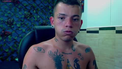 R E N E  online show from February 6, 4:21 am