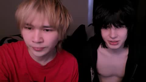 rennuts online show from February 1, 8:46 am