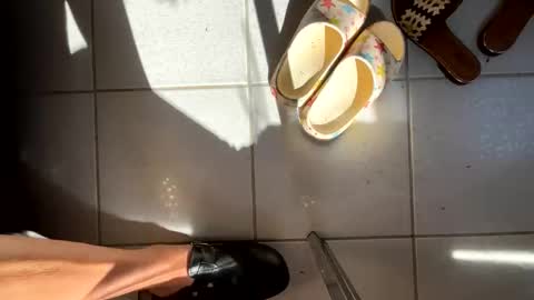 Snapshot of revilo1165 chatting on September 18, 9:11 am revilo1165 online show from September 18, 9:11 am