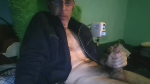 reyes_albert2006 online show from March 9, 1:04 pm