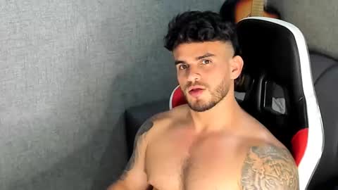 Snapshot of ricardogonzalez666 chatting on October 27, 12:13 am ricardogonzalez666 online show from October 27, 12:13 am