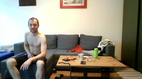 ricciardio online show from May 25, 4:07 am