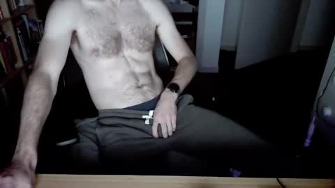 Snapshot of richardj89 chatting on October 19, 11:19 pm richardj89 online show from October 19, 11:19 pm