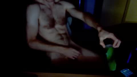 Snapshot of richardj89 chatting on October 28, 9:34 am richardj89 online show from October 28, 9:34 am