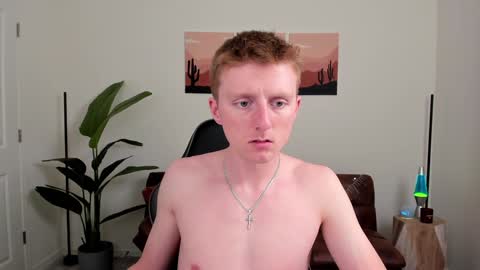 Snapshot of richiewest chatting on December 6, 2:02 am Richie online show from December 6, 2:02 am