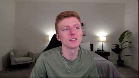 Snapshot of richiewest chatting on December 12, 4:10 pm Richie online show from December 12, 4:10 pm