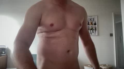 londongent online show from October 7, 8:51 am