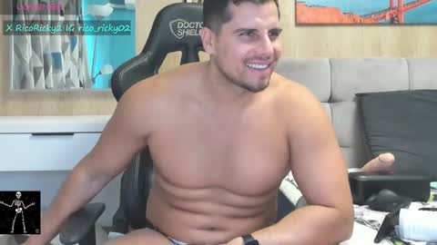 Snapshot of rico_ricky chatting on October 27, 9:44 am Ricky online show from October 27, 9:44 am