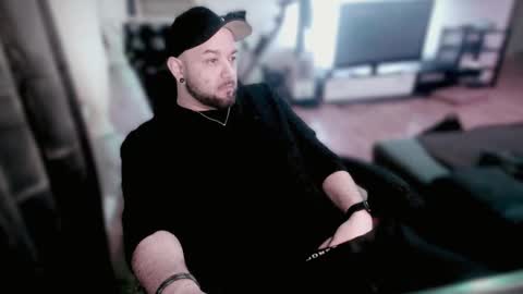 Ask Me online show from February 18, 3:54 pm