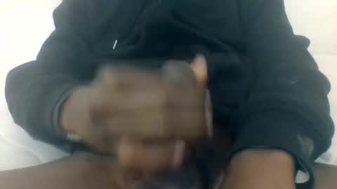 rob255228 online show from December 21, 2:52 am