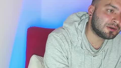 Stiven - online show from March 8, 5:06 pm