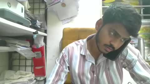 Snapshot of robertsalia220 chatting on January 21, 12:24 pm Robertsalia online show from January 21, 12:24 pm