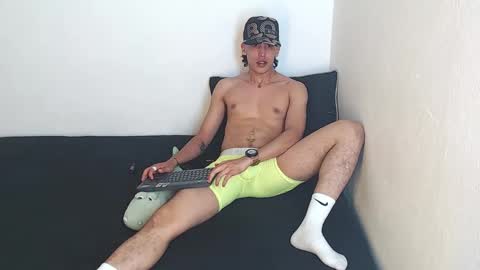 Robisson Zack online show from February 16, 4:32 am