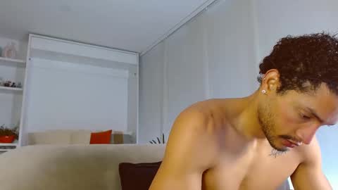 roby_millerr online show from February 12, 3:05 pm