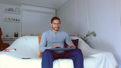 roby_millerr online show from March 3, 7:01 pm