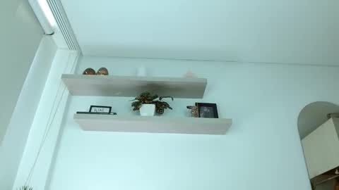 roby_millerr online show from September 29, 3:52 pm