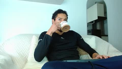 roby_millerr online show from October 10, 2:22 pm