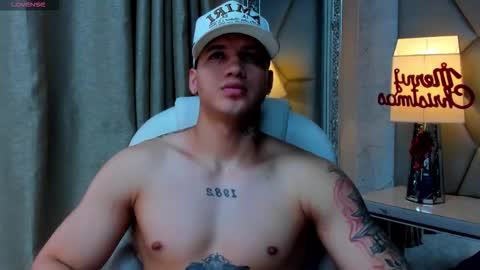 rocco_santos online show from November 16, 10:01 pm