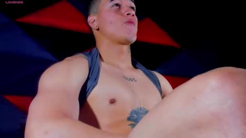 rocco_santos online show from March 20, 6:56 pm