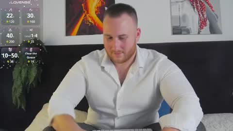 Roddy online show from December 6, 1:44 pm