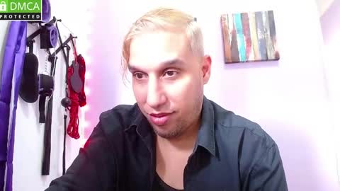 Thiago independent model online show from May 12, 6:49 pm