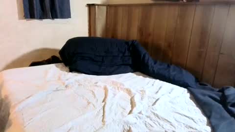 watchme online show from December 17, 6:35 am