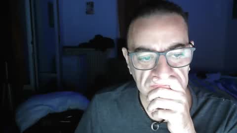 rogerrabbit2023 online show from September 17, 10:11 pm