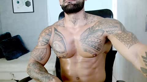 Snapshot of rogers_p chatting on February 7, 3:30 pm Rogers online show from February 7, 3:30 pm