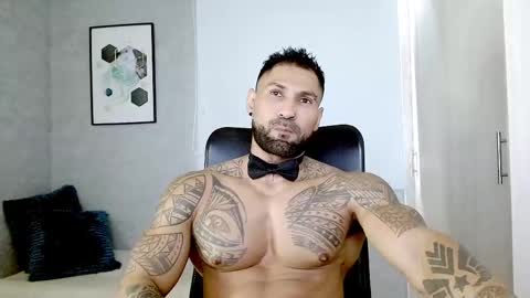 Snapshot of rogers_p chatting on February 14, 2:54 pm Rogers online show from February 14, 2:54 pm