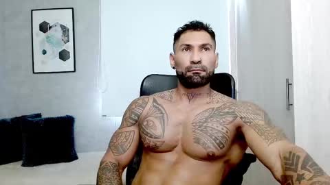 Snapshot of rogers_p chatting on February 24, 3:31 pm Rogers online show from February 24, 3:31 pm