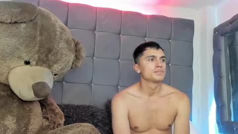 twink juli online show from January 10, 1:53 am
