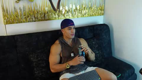 romano_kentt12 online show from February 1, 1:15 am