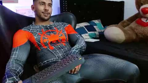 Roman online show from November 24, 9:27 pm