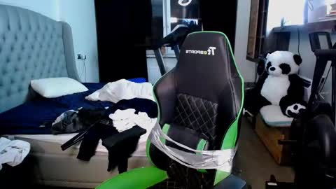 romantic_twunk online show from November 1, 4:33 pm