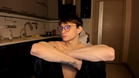 Snapshot of romeo_mercy chatting on September 27, 1:58 am Romeo online show from September 27, 1:58 am