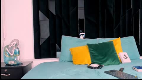 Romeo Ricci online show from January 11, 2:58 pm