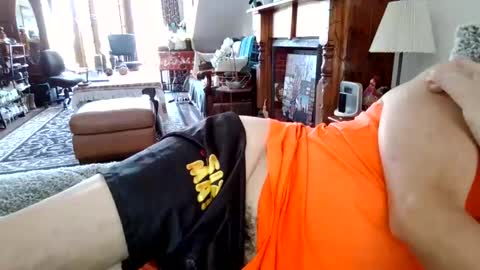 Snapshot of romeomustcum2016 chatting on February 2, 3:32 am Trinked online show from February 2, 3:32 am