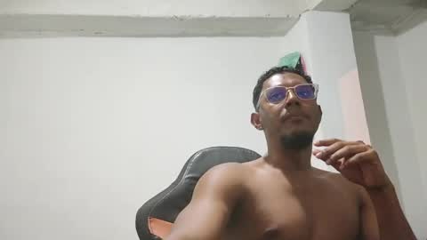 romeos_desire online show from February 26, 5:53 am